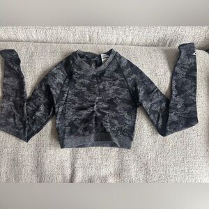 Gymshark Camo Long Sleeve Top - Black and Gray
